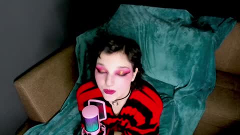 Snapshot of cutemetalgoddess chatting on 22, 1, 2025 Alice online show from 22, 1, 2025