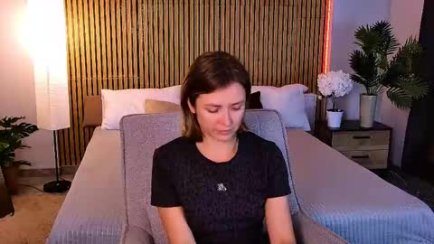 Snapshot of cutemirage chatting on 5, 6, 2026 cutemirage online show from 5, 6, 2026