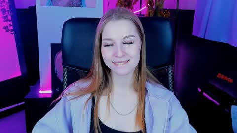 Snapshot of cutemousee chatting on 4, 12, 2024 Rina online show from 4, 12, 2024