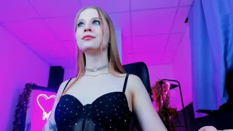 Snapshot of cutemousee chatting on 5, 12, 2024 Rina online show from 5, 12, 2024