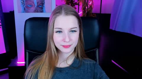 Snapshot of cutemousee chatting on 10, 12, 2024 Rina online show from 10, 12, 2024