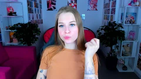 Snapshot of cutemousee chatting on 28, 12, 2024 Rina online show from 28, 12, 2024
