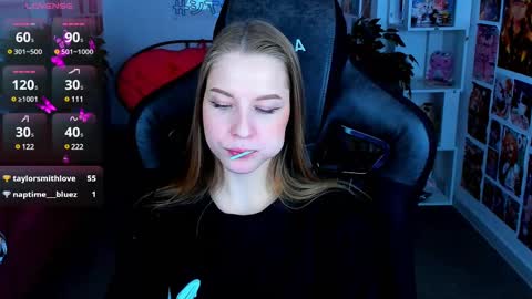 Snapshot of cutemousee chatting on 12, 2, 2025 Rina online show from 12, 2, 2025