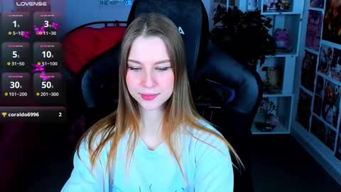 Snapshot of cutemousee chatting on 17, 2, 2025 Rina online show from 17, 2, 2025