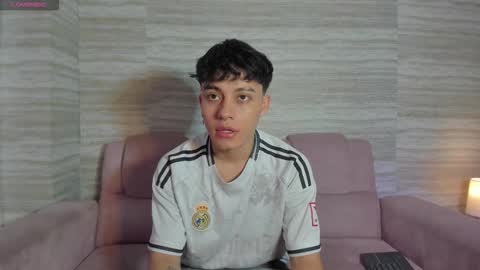 Snapshot of cutenaked_ chatting on 14, 12, 2025 cutenaked_ online show from 14, 12, 2025