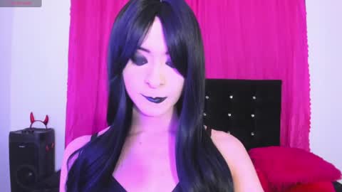 Natalie online show from 10, 8, 2026