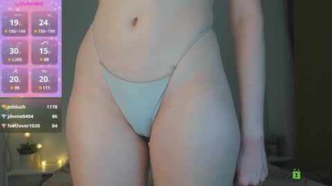 Snapshot of cutenessnicole chatting on 21, 1, 2025 cutenessnicole online show from 21, 1, 2025