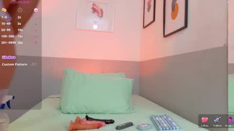 cutepetitee online show from 19, 9, 2025