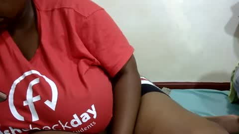 Snapshot of cutermilly chatting on 29, 10, 2025 cutermilly online show from 29, 10, 2025