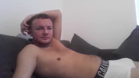 Snapshot of cutescottishlad chatting on 9, 10, 2025 cutescottishlad online show from 9, 10, 2025