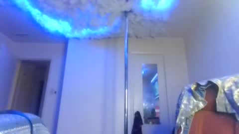 mary mack online show from 24, 2, 2025