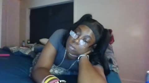 mary mack online show from 12, 10, 2025