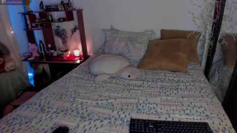 cuteweed420 online show from 4, 10, 2025