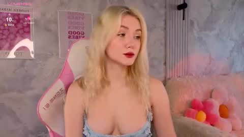 HelloMy name Eva online show from 1, 7, 2026