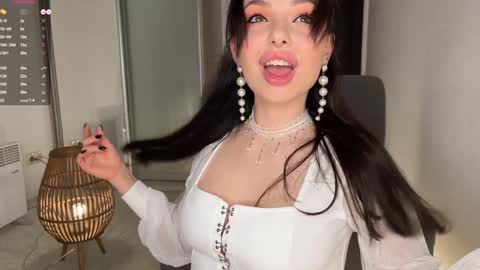 Snapshot of cutie_anna chatting on 21, 10, 2025 Anna and Nick online show from 21, 10, 2025