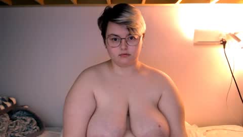 Sophie  Lilith online show from 11, 5, 2026