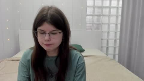 Snapshot of cutie_lory chatting on 12, 3, 2025 cutie_lory online show from 12, 3, 2025