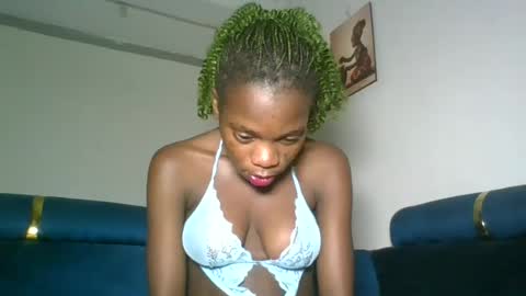 Snapshot of cutie_plush chatting on 21, 7, 2026 cutieplush online show from 21, 7, 2026