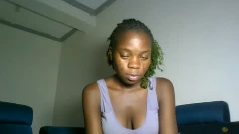 Snapshot of cutie_plush chatting on 23, 7, 2026 cutieplush online show from 23, 7, 2026
