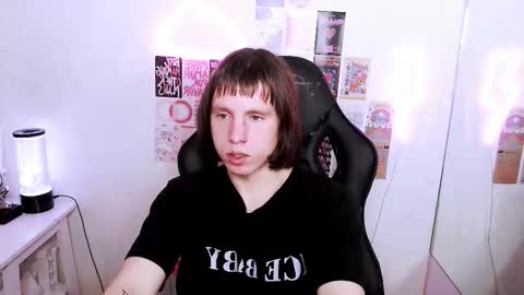 cutiekai_ online show from 14, 3, 2026