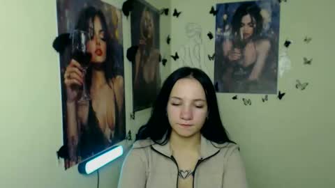 Emma online show from 8, 11, 2025