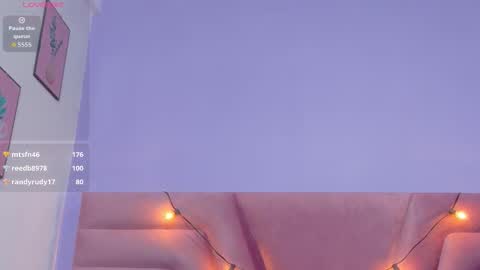 Kiara  online show from 21, 12, 2025