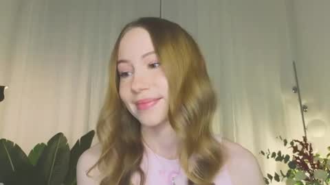 Snapshot of cuute_angell chatting on 15, 3, 2026 Virginia See you on Sunday online show from 15, 3, 2026