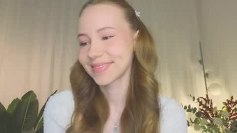 Snapshot of cuute_angell chatting on 17, 3, 2026 Virginia See you on Sunday online show from 17, 3, 2026