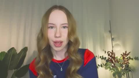 Snapshot of cuute_angell chatting on 25, 3, 2026 Virginia See you on Sunday online show from 25, 3, 2026