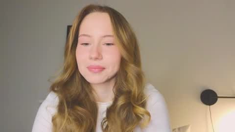 Snapshot of cuute_angell chatting on 6, 4, 2026 Virginia See you on Sunday online show from 6, 4, 2026