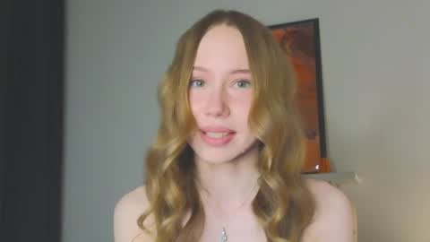 Snapshot of cuute_angell chatting on 7, 4, 2026 Virginia See you on Sunday online show from 7, 4, 2026