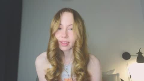 Snapshot of cuute_angell chatting on 29, 4, 2026 Virginia See you on Sunday online show from 29, 4, 2026