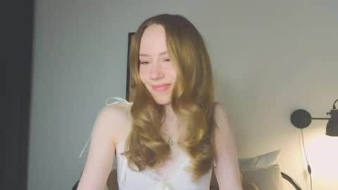 Snapshot of cuute_angell chatting on 30, 4, 2026 Virginia See you on Sunday online show from 30, 4, 2026