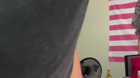 Snapshot of cy6er5lutt chatting on 17, 12, 2025 nycki online show from 17, 12, 2025