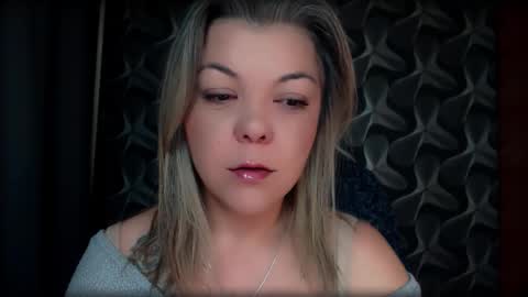 Full time mean bitch. online show from 15, 1, 2026