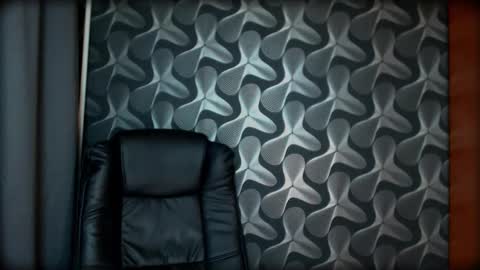 Snapshot of cyberdomme chatting on 17, 1, 2026 Full time mean bitch. online show from 17, 1, 2026