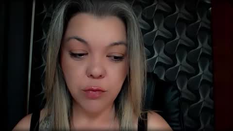 Full time mean bitch. online show from 22, 4, 2026