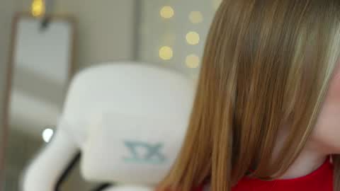 EMILY online show from 18, 1, 2025