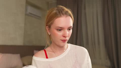 EMILY online show from 7, 10, 2025