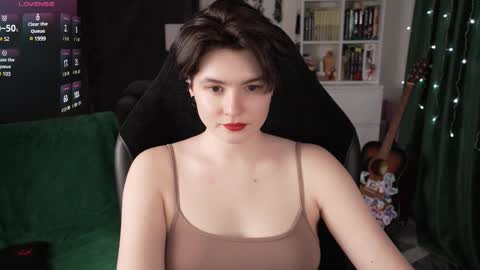 Helen Blossom online show from 21, 2, 2025