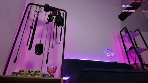 Lily Goddess online show from 19, 4, 2026