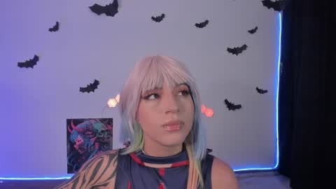 Snapshot of cyberzoe chatting on 6, 10, 2025 cyber zoe online show from 6, 10, 2025