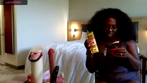 Cyndy Lou Who online show from 9, 7, 2026