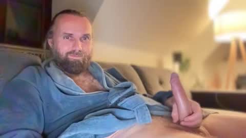 Snapshot of d0n_gi0vanni chatting on 9, 5, 2026 d0n_gi0vanni online show from 9, 5, 2026