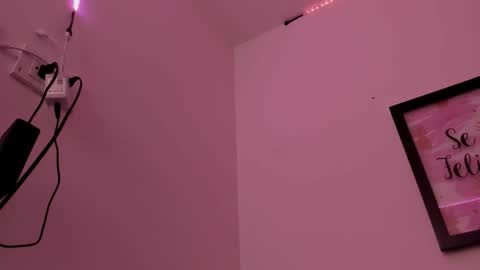 Snapshot of d___darling chatting on 1, 12, 2025 darling online show from 1, 12, 2025