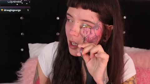 Snapshot of daarlene chatting on 28, 1, 2025 Darlene online show from 28, 1, 2025