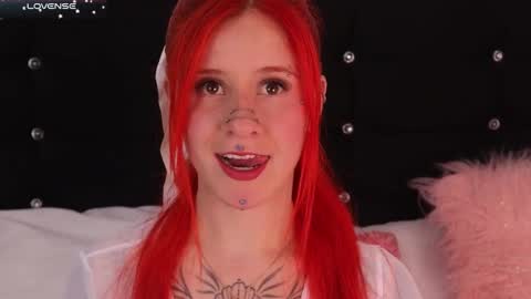 Snapshot of daarlene chatting on 10, 2, 2025 Darlene online show from 10, 2, 2025