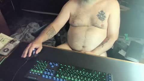 Snapshot of dadbodfatrod chatting on 25, 10, 2025 Daddy online show from 25, 10, 2025