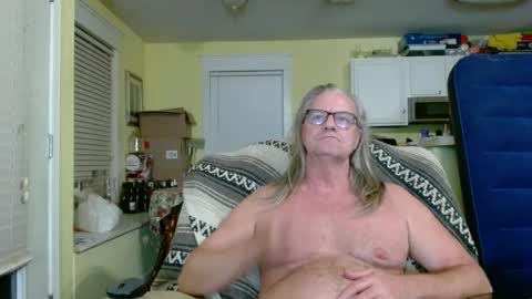 Snapshot of daddieite chatting on 22, 9, 2025 cum amongus online show from 22, 9, 2025