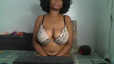 Snapshot of daddies_toy1 chatting on 26, 9, 2025 daddyiestoy online show from 26, 9, 2025